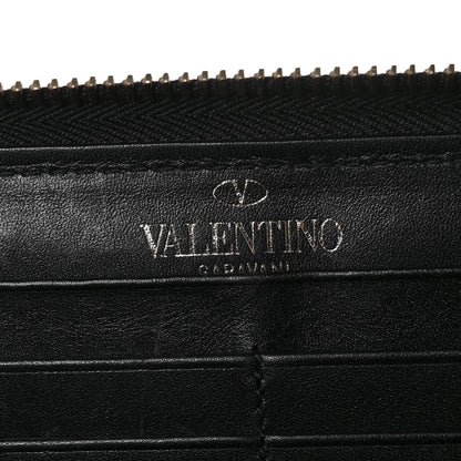 Valentino Garavani Calfskin Rockstud Zip Around Wallet Black 6 of 10