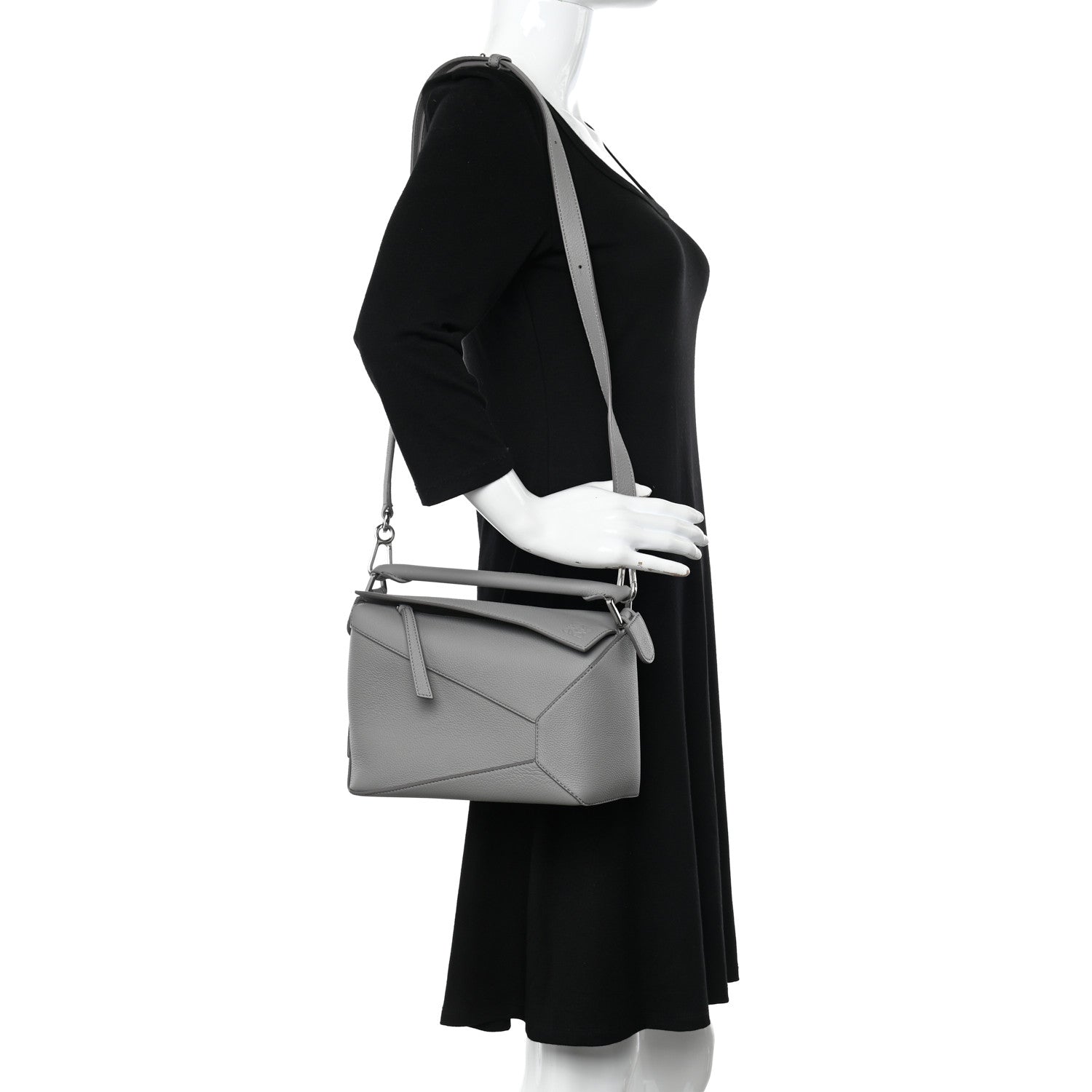 Loewe Calfskin Small Puzzle Edge Bag Pearl Grey 2 of 11