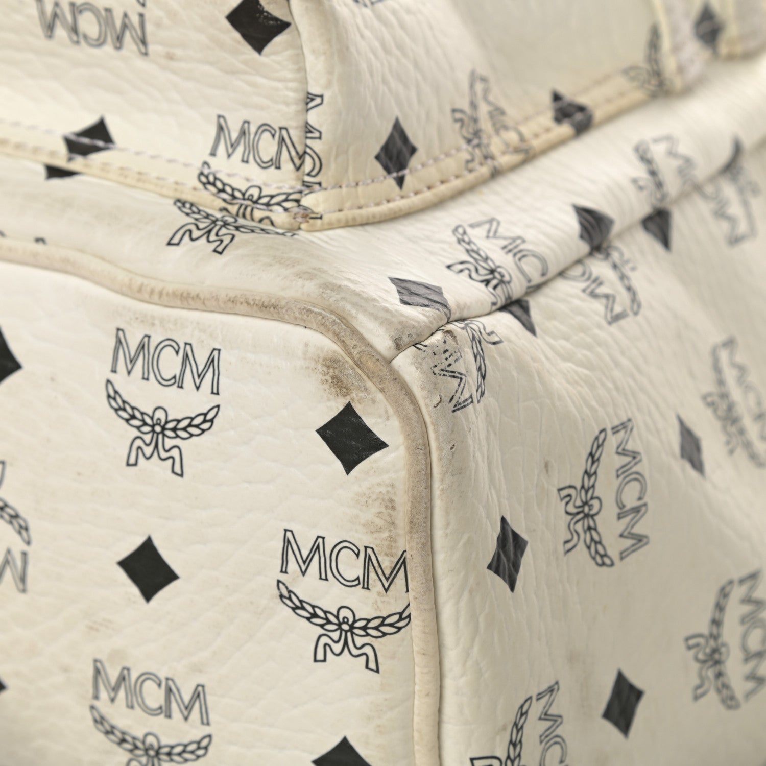 MCM Visetos Crown Stud Medium Stark Backpack White 10 of 17