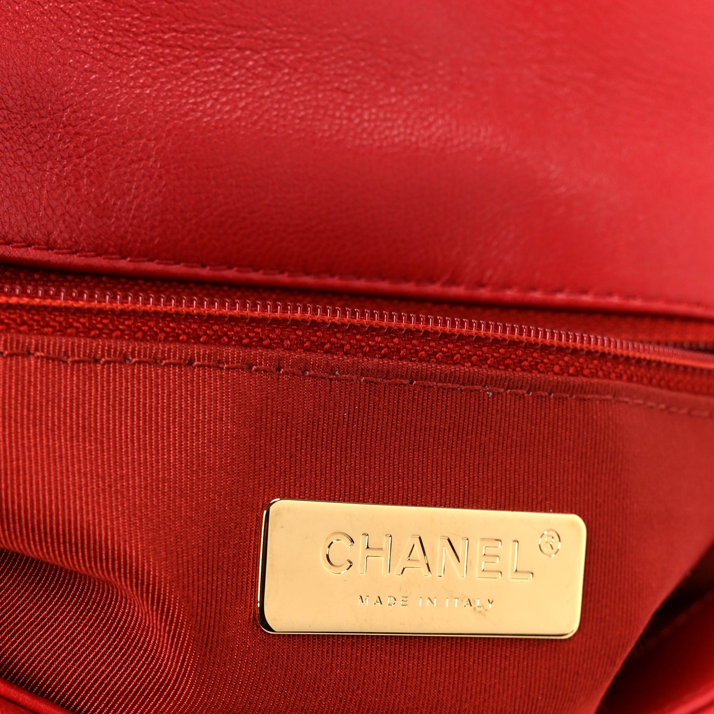 Lambskin Quilted Medium Chanel 19 Flap Red
