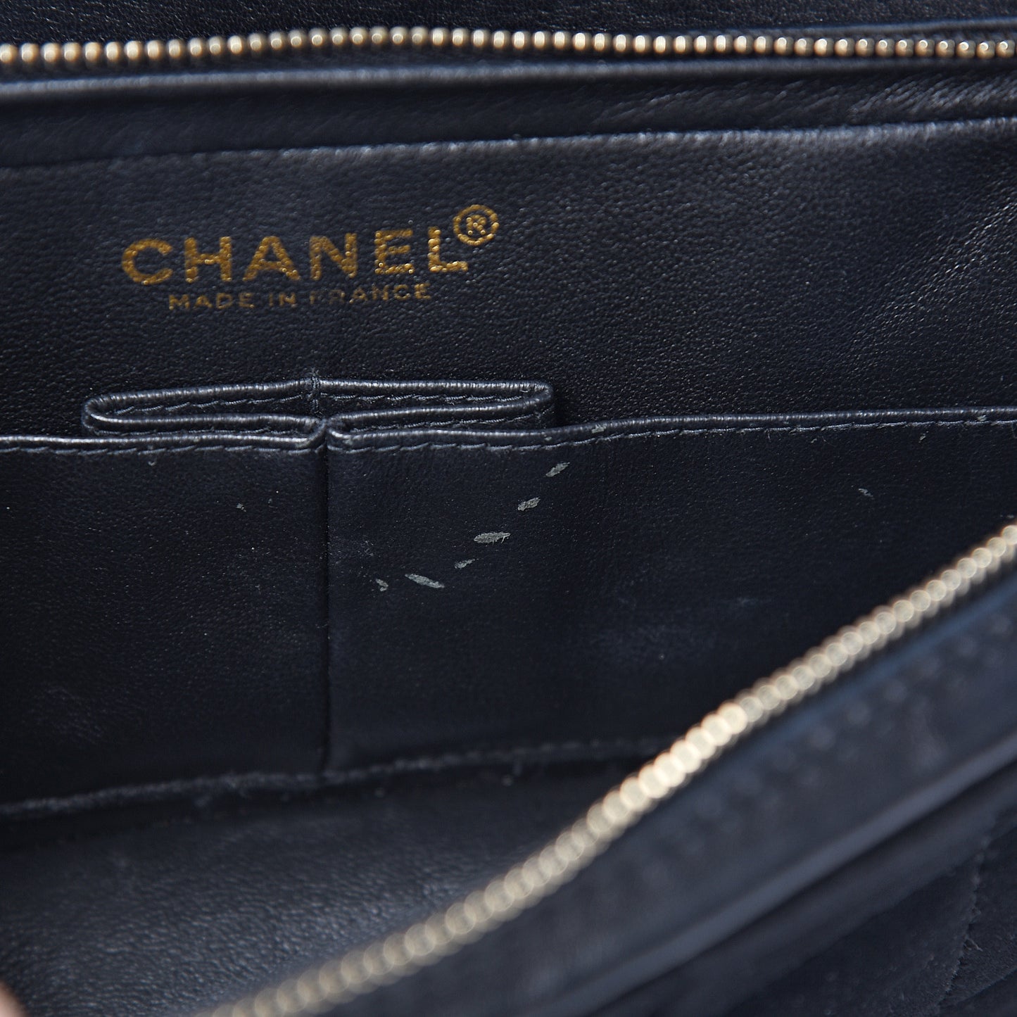 Velvet Quilted East West Travel Flap Black