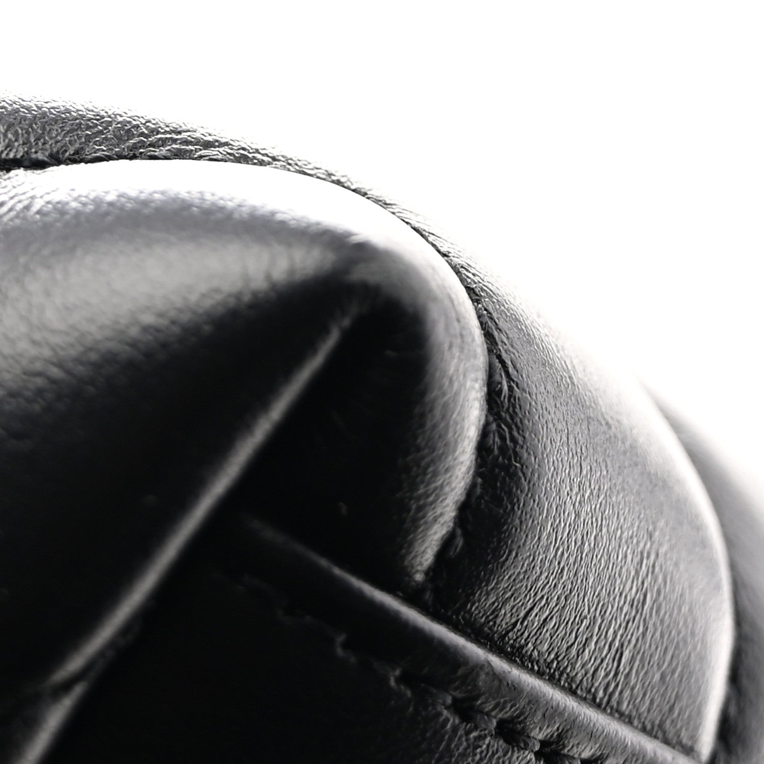 Saint Laurent Calfskin Y Quilted Monogram Monochrome Medium Loulou Chain Satchel Black 12 of 12