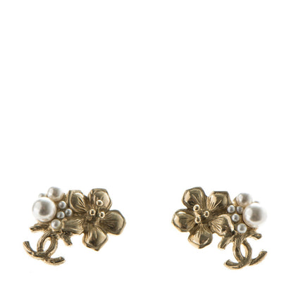 Chanel Pearl CC Flower Earrings Gold 1 of 5