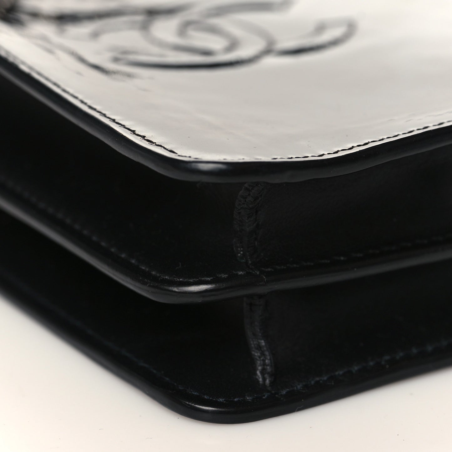 Patent CC Phone Holder Crossbody Black