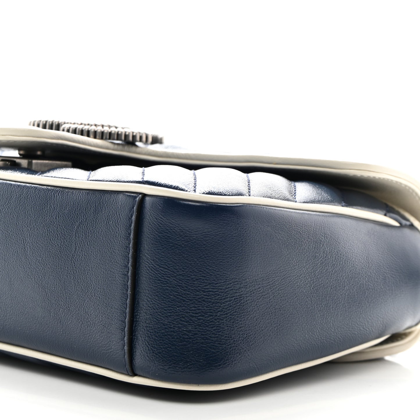 Vintage Effect Calfskin Matelasse Diagonal Small Torchon GG Marmont Shoulder Bag Blue Agata Mystic White