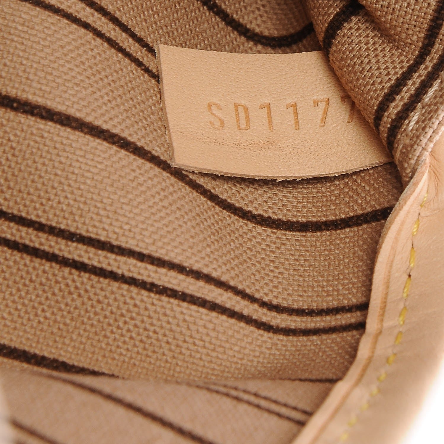 Louis Vuitton Monogram Neo Neverfull GM 8 of 8
