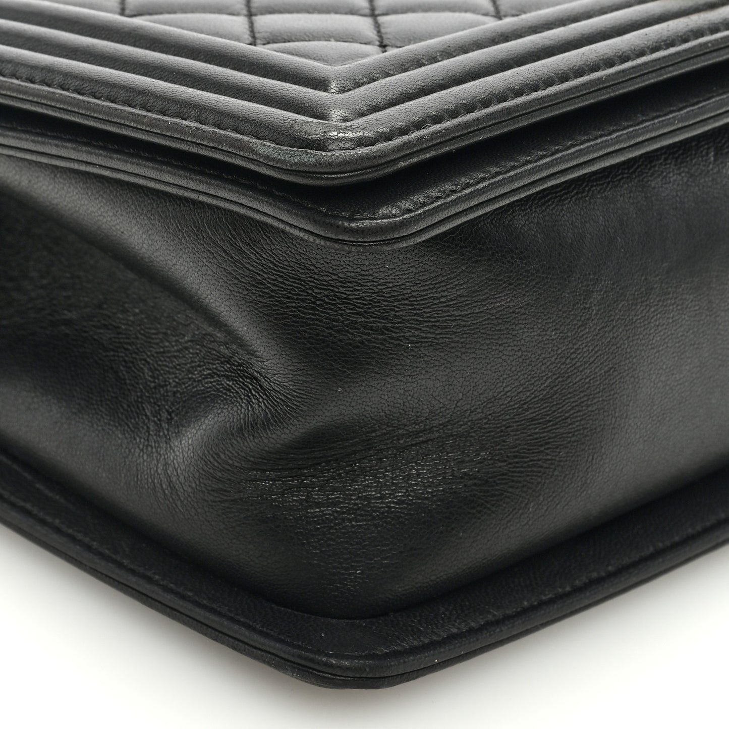 Lambskin Quilted Medium Boy Flap Black