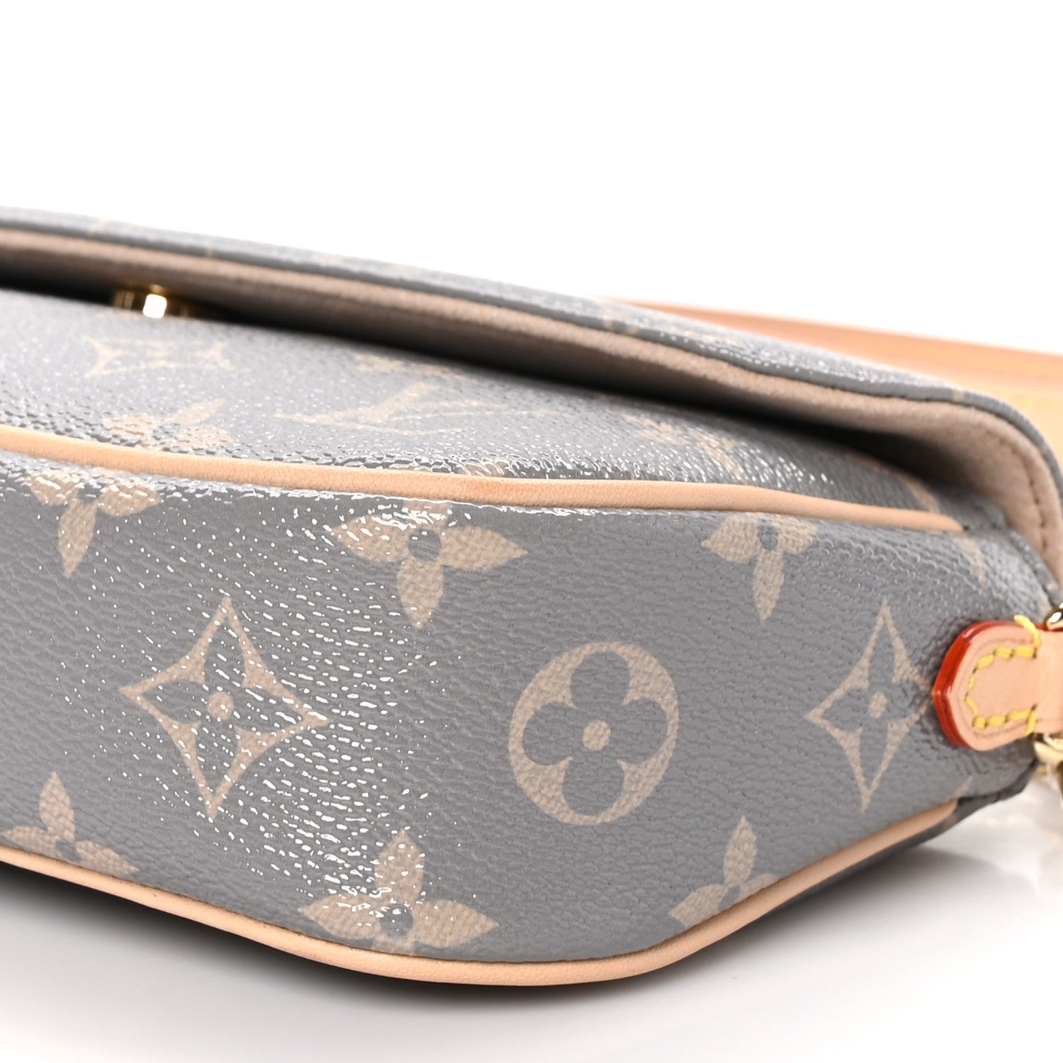 Louis Vuitton Monogram Ivy Wallet On Chain Trianon Gray 1507436