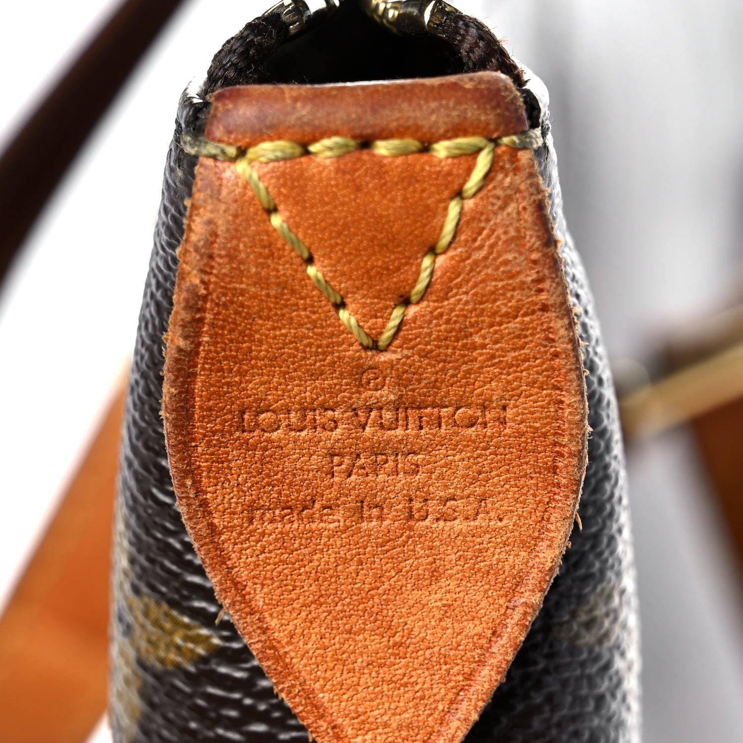 Louis Vuitton Monogram Totally GM 6 of 8