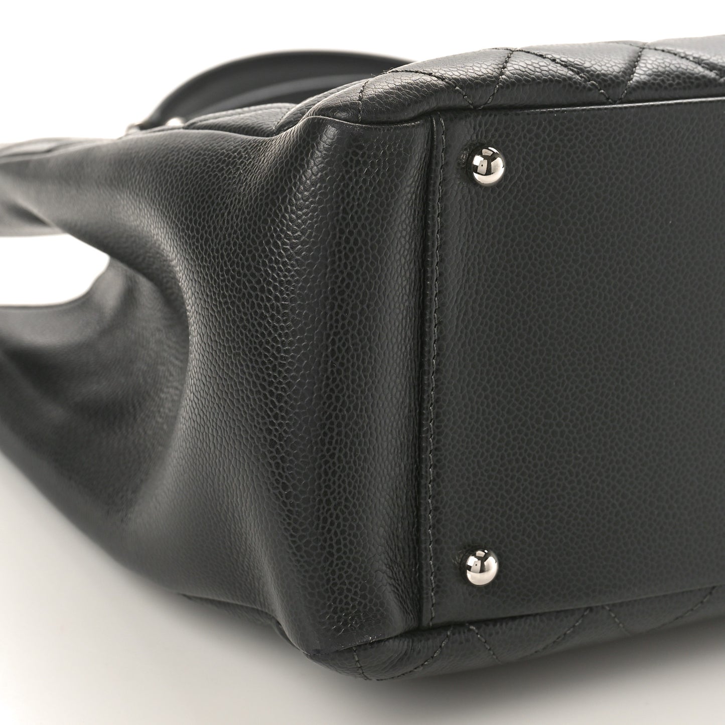 Caviar Quilted XL Grand Shopping Tote GST Dark Grey