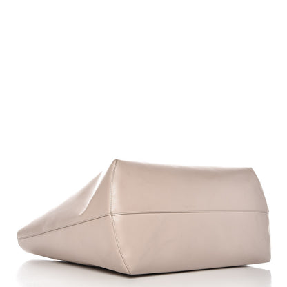 Fendi Vitello Ginevra Elaphe Monster Eyes Shopping Tote Grigio Polvere Naturale 4 of 6