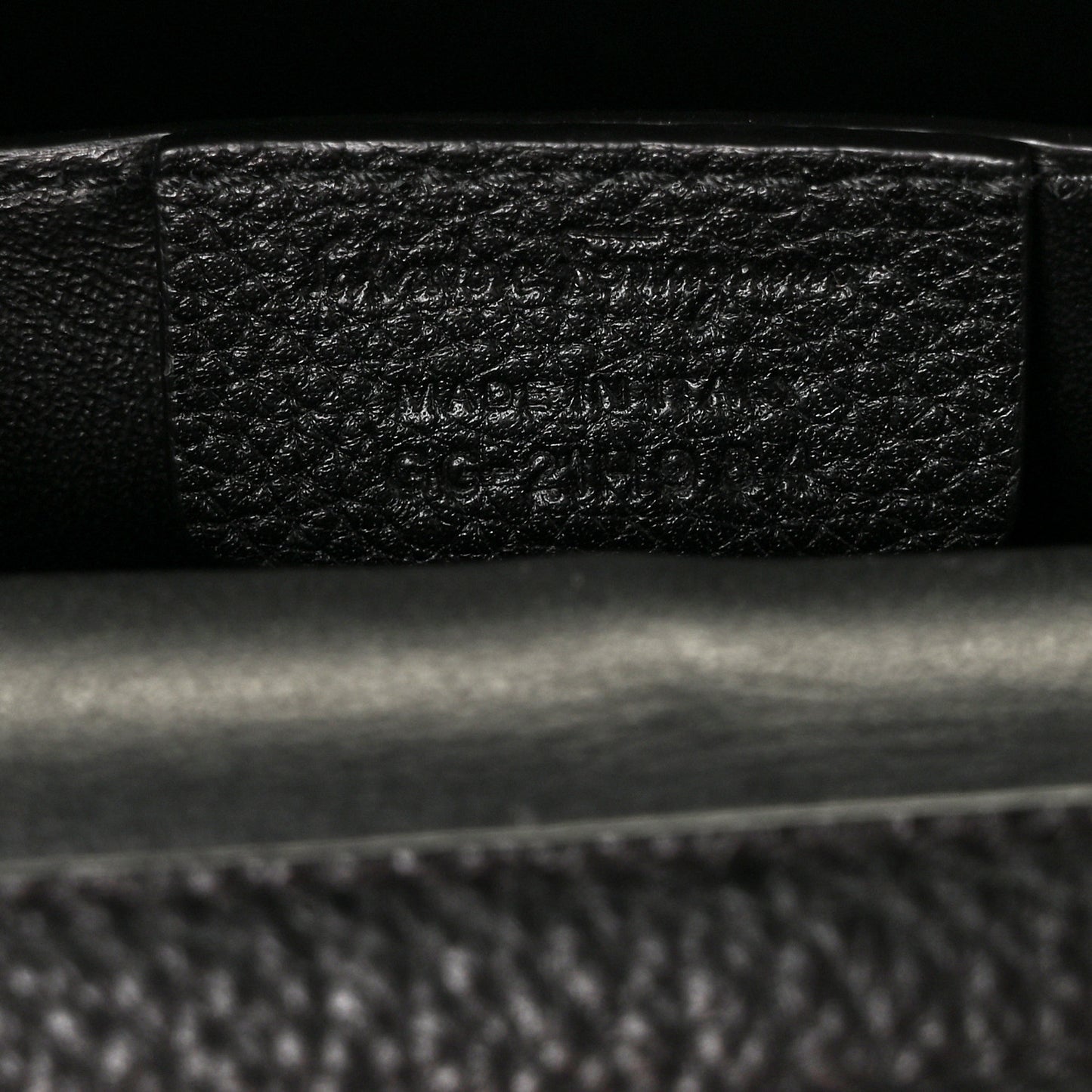 Grained Calfskin Trifolio Flap Bag Dune Bone