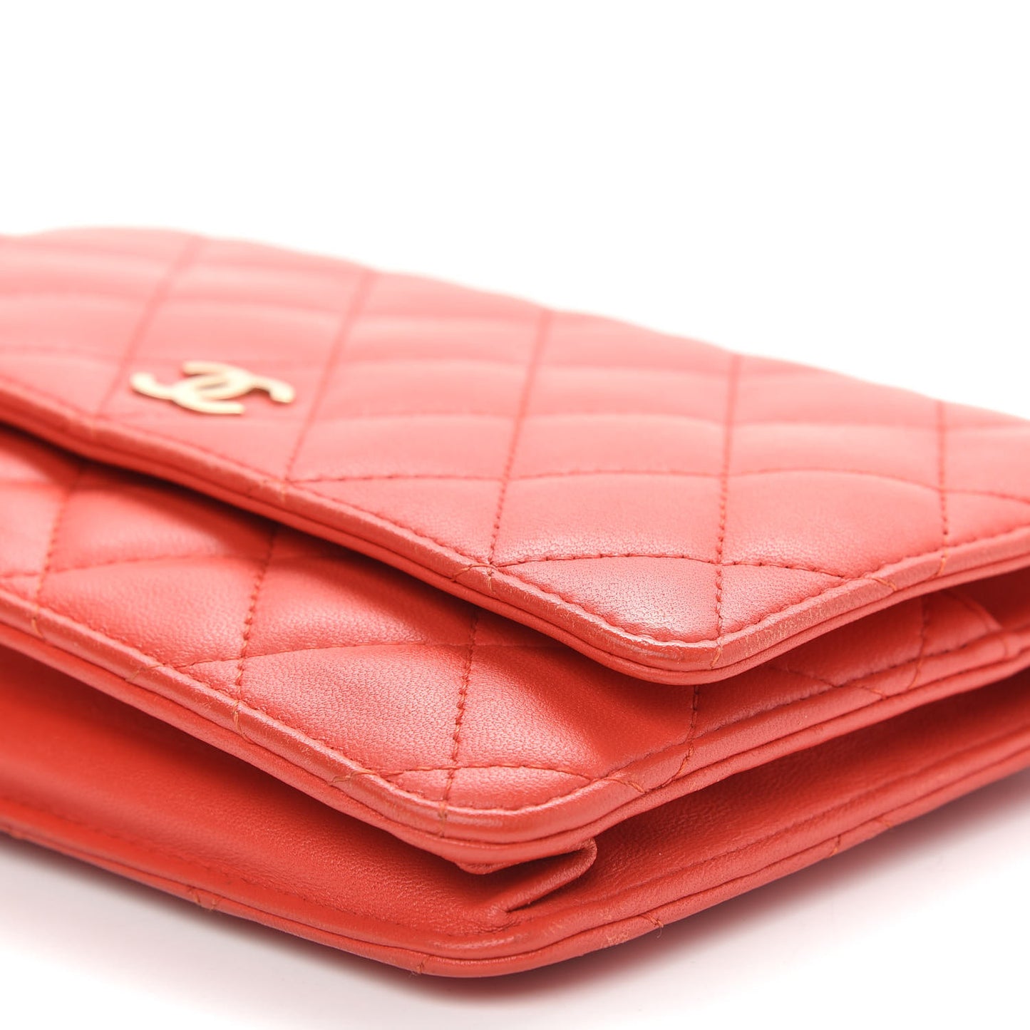Lambskin Quilted Wallet On Chain WOC Red