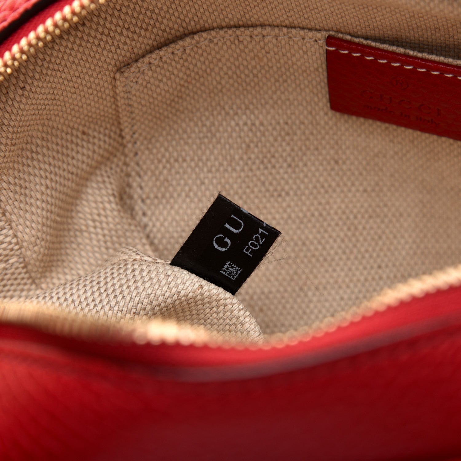 Gucci Pebbled Calfskin Small Soho Disco Bag Tabasco Red 10 of 10