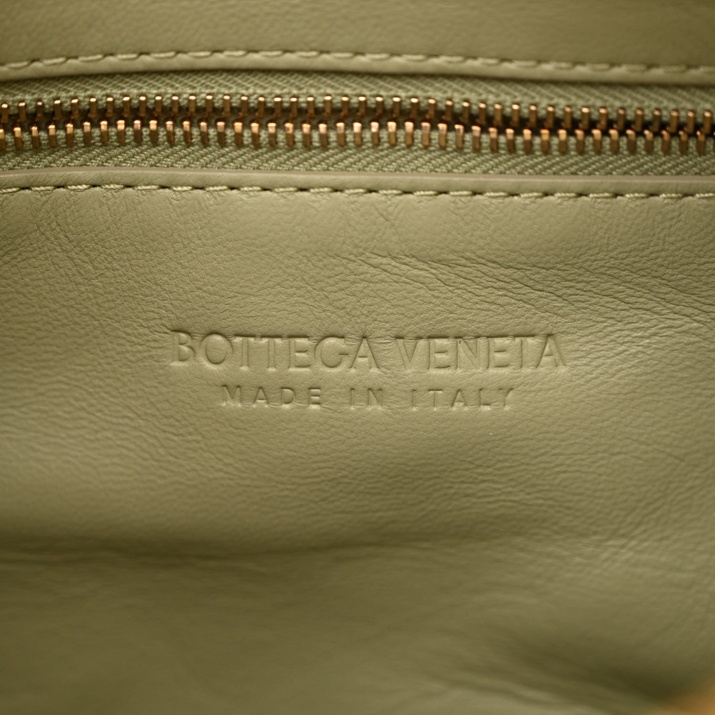 Lambskin Maxi Intrecciato Brick Cassette Bag Beige