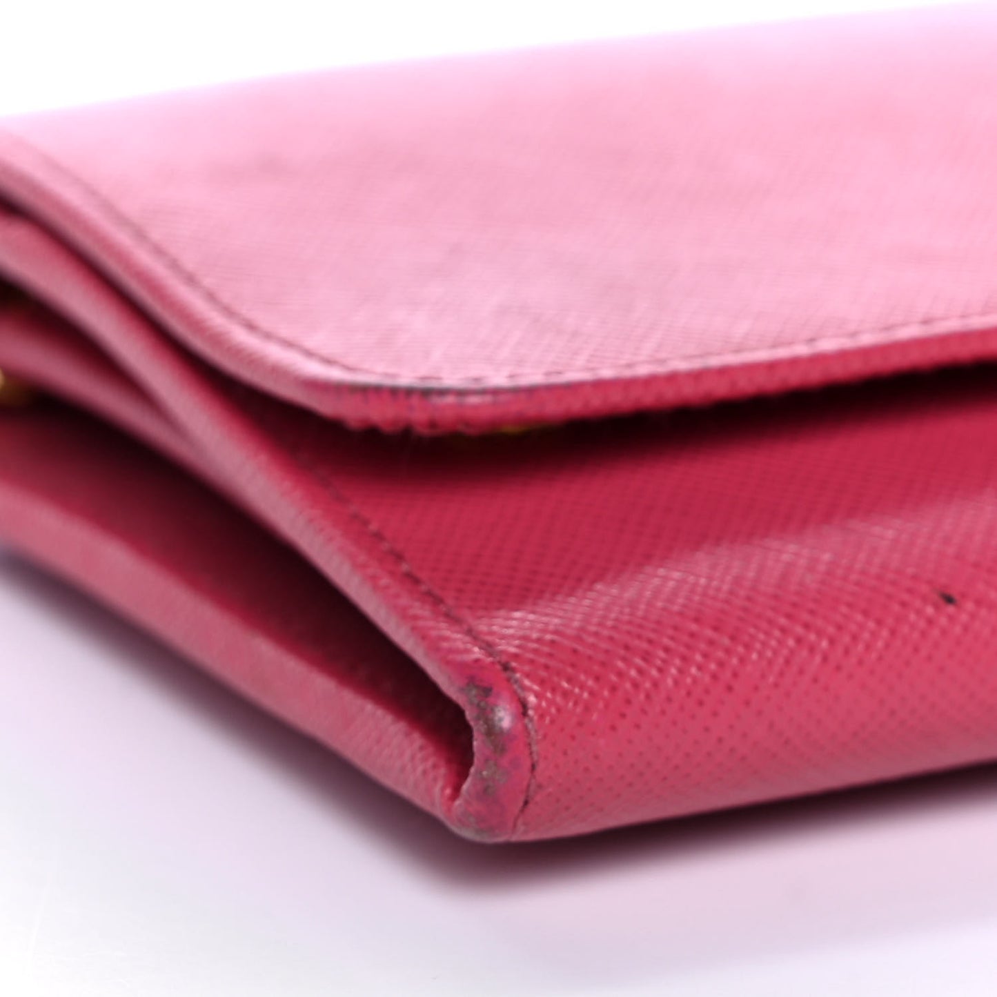 Saffiano Metal Oro Chain Wallet Ibisco