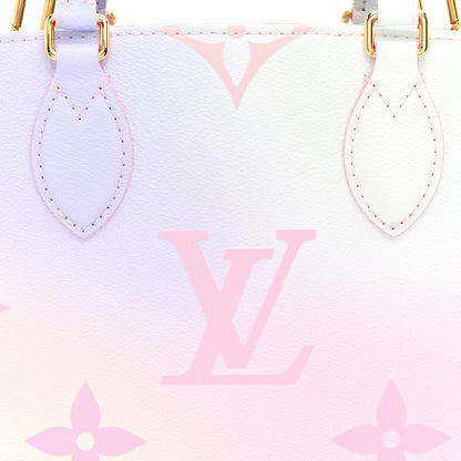 Louis Vuitton Monogram Giant Spring In The City Onthego PM Sunrise Pastel 7 of 10