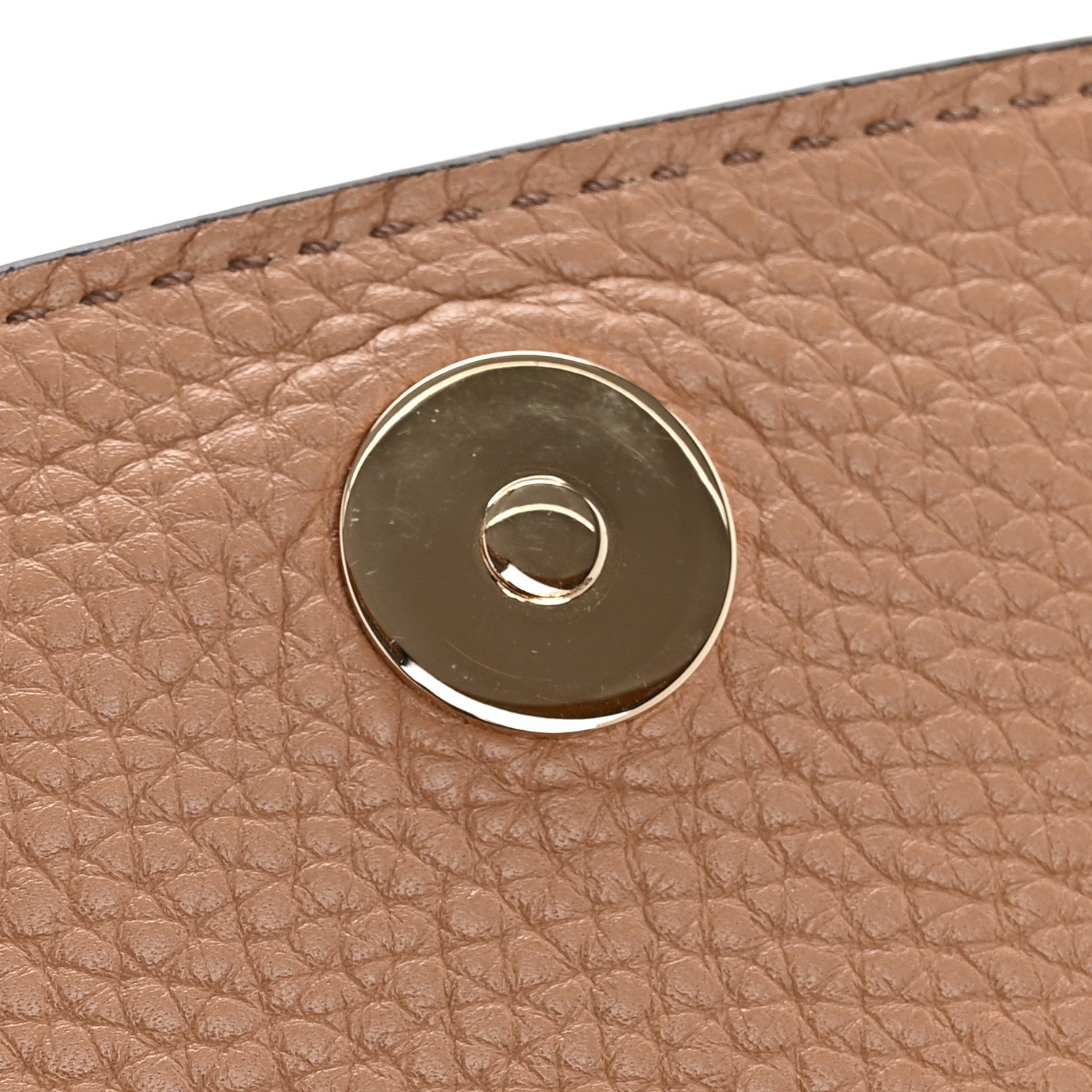 Gucci Pebbled Calfskin Medium Soho Flap Crossbody Camelia 11 of 11