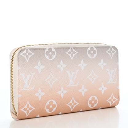 Louis Vuitton Monogram Giant By The Pool Zippy Wallet Brume 3 of 7