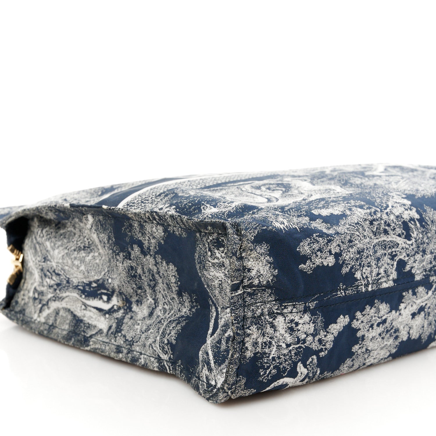 Christian Dior Technical Fabric Toile De Jouy Reverse Diortravel Zipped Pouch Blue Multicolor 9 of 10