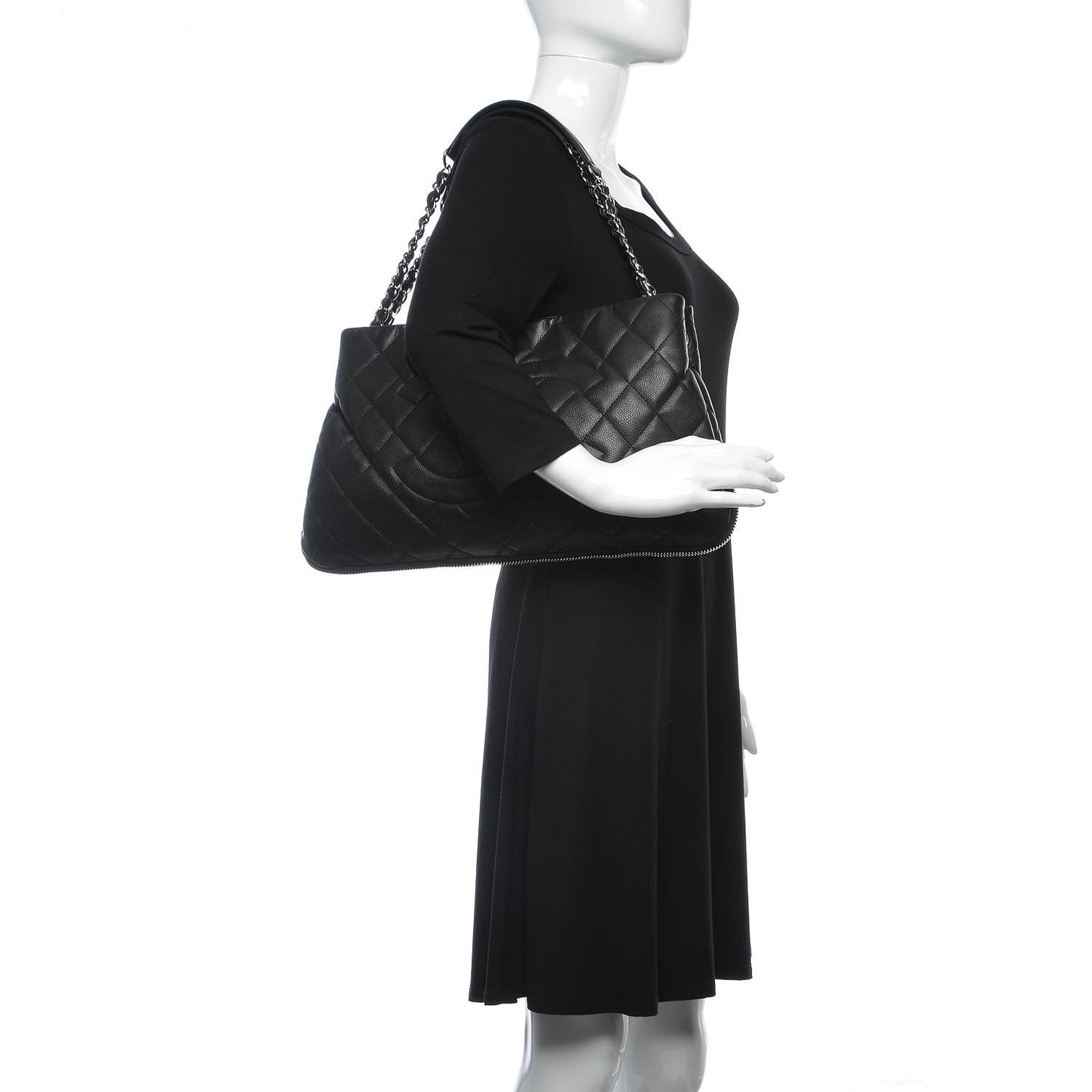 Caviar Quilted Expandable Zip Shoulder Bag Black