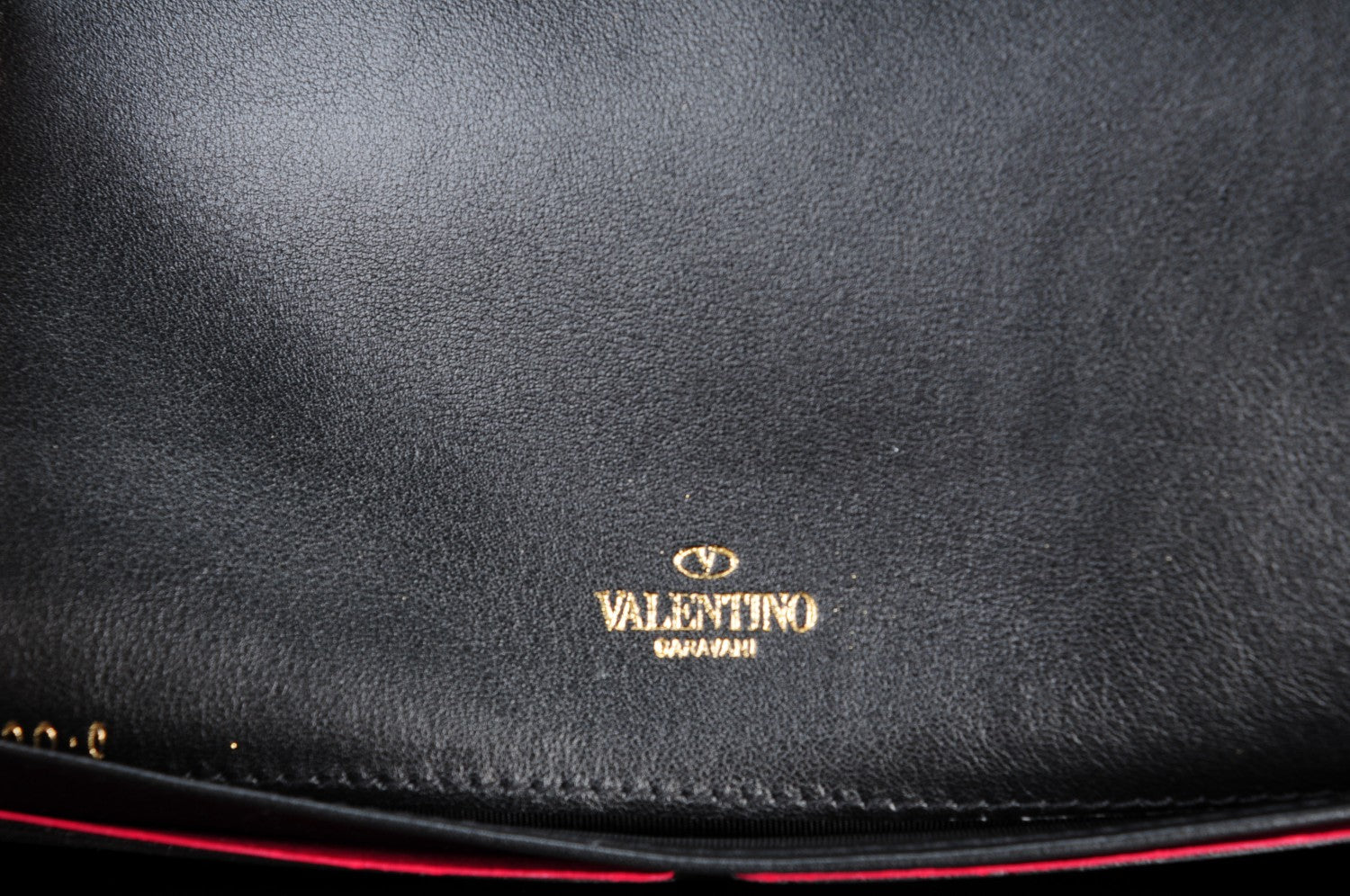Valentino Garavani Vitello Rockstud Flap Wallet On Chain Ivory Black 6 of 9