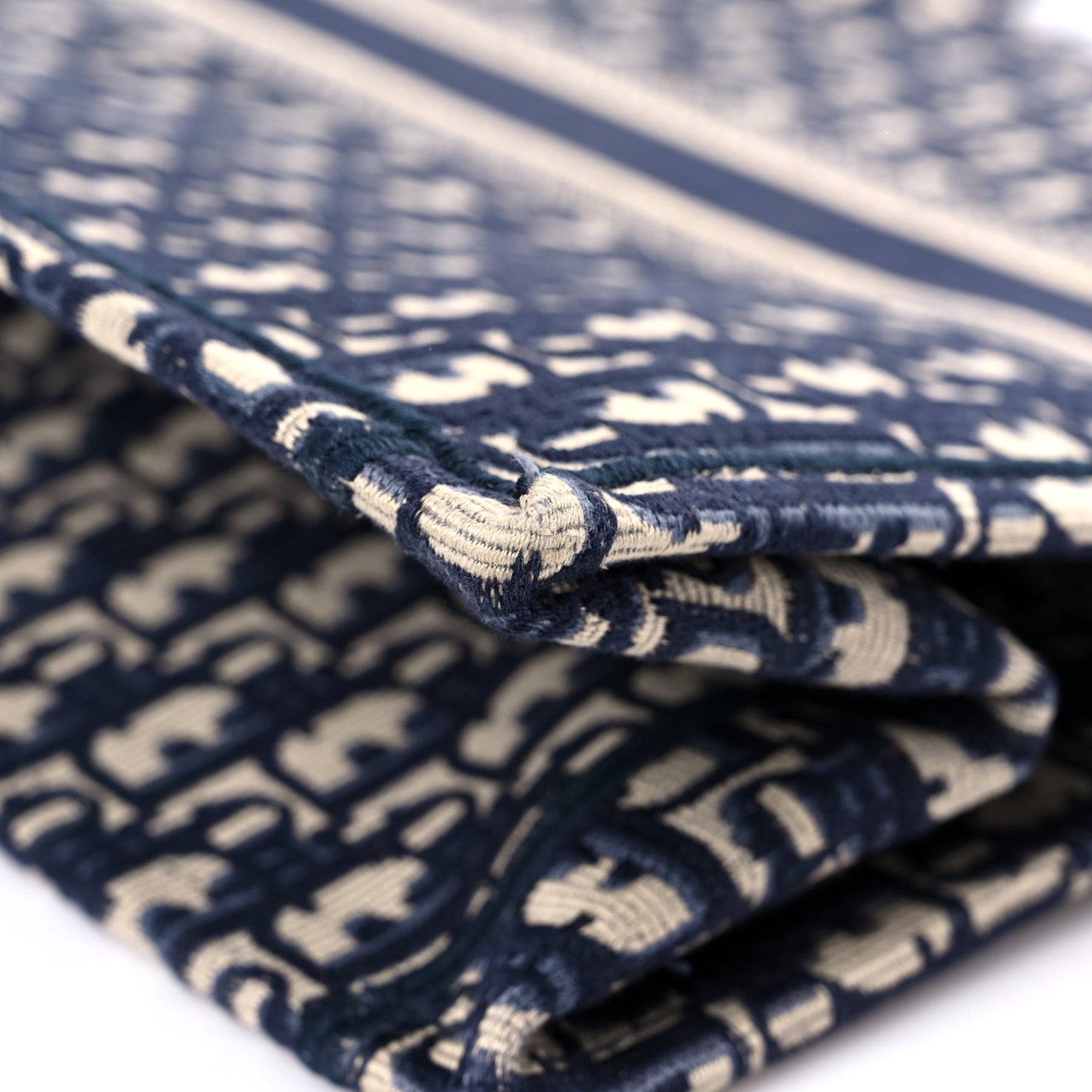 Oblique Book Tote Blue Multicolor