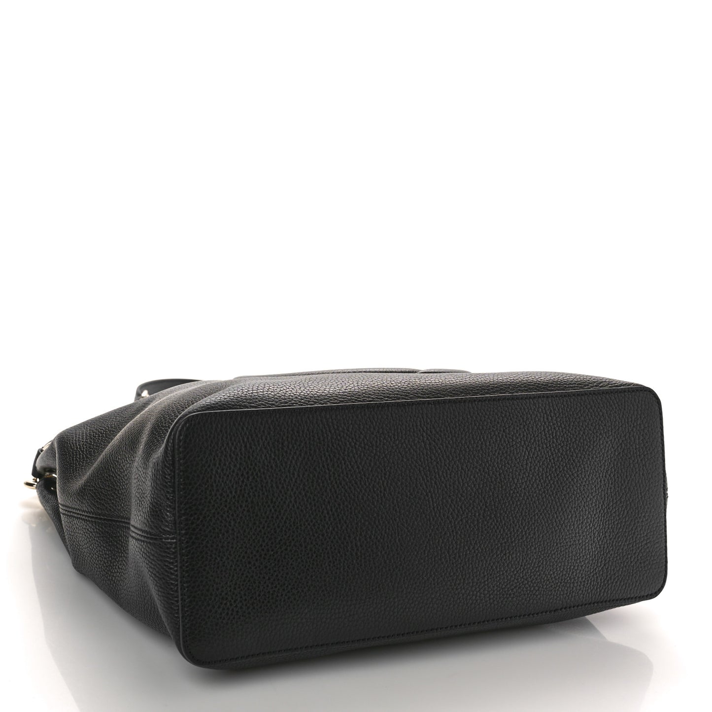 Pebbled Calfskin Large Soho Hobo Black