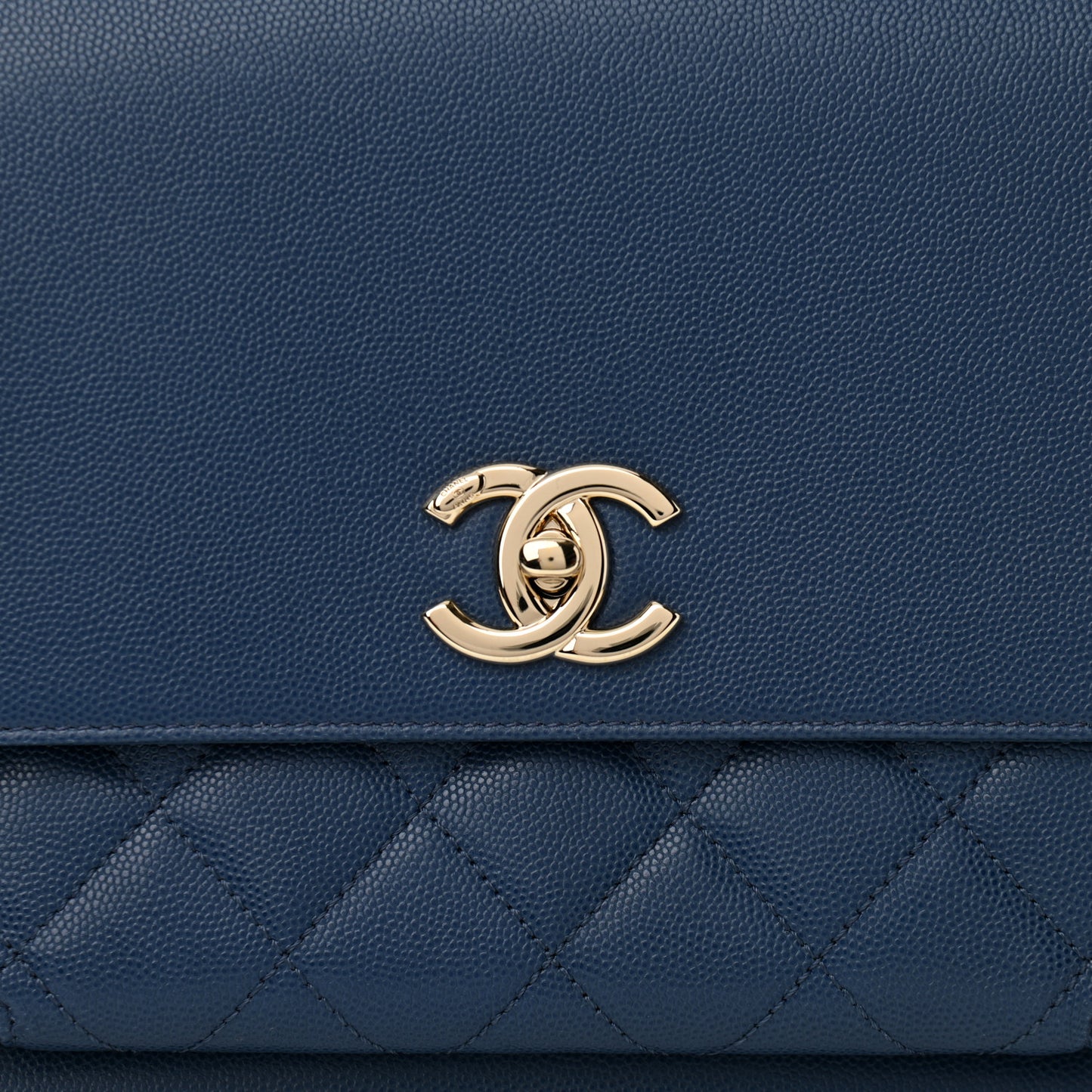 Caviar Quilted Large Business Affinity Flap Blue