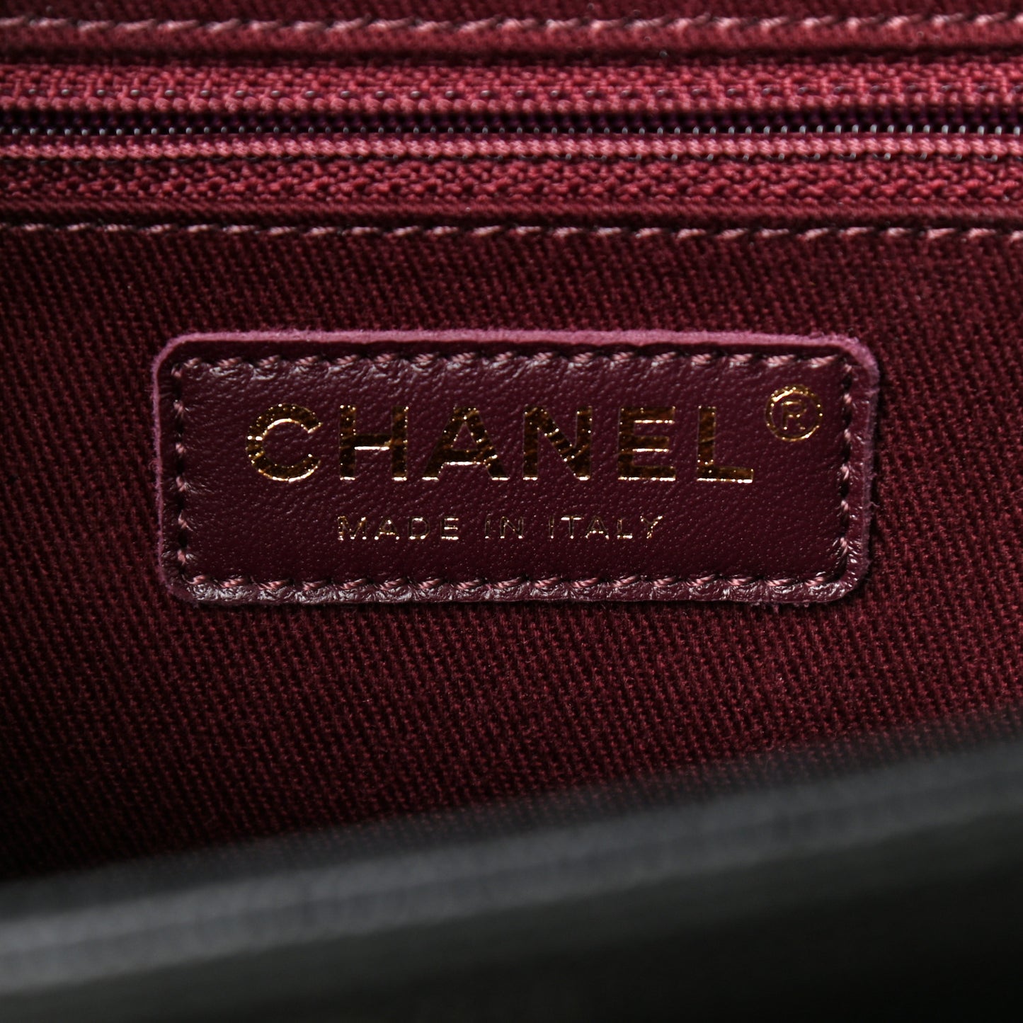 Caviar Quilted Medium Business Affinity Flap Black