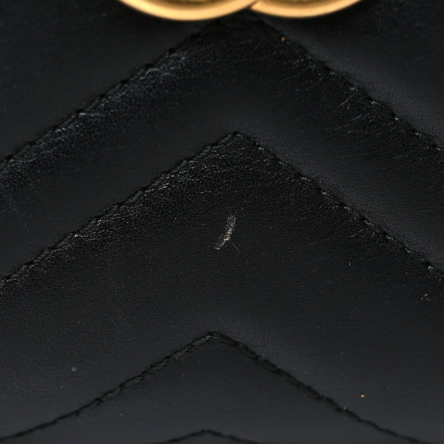 Calfskin Matelasse GG Marmont Zip Around Wallet Black
