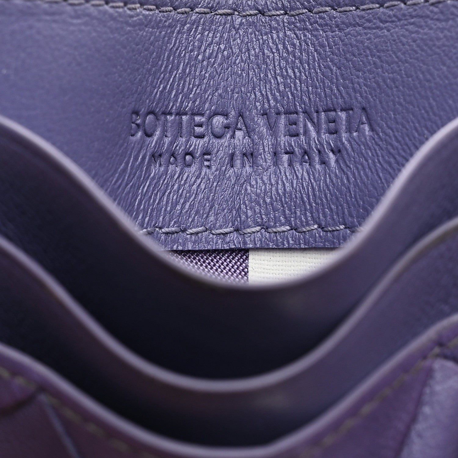 BOTTEGA VENETA / カセットトリフォールドウォレット パープル BOTTEGA VENETA(ボッテガヴェネタ) カセット マキシイントレチャート