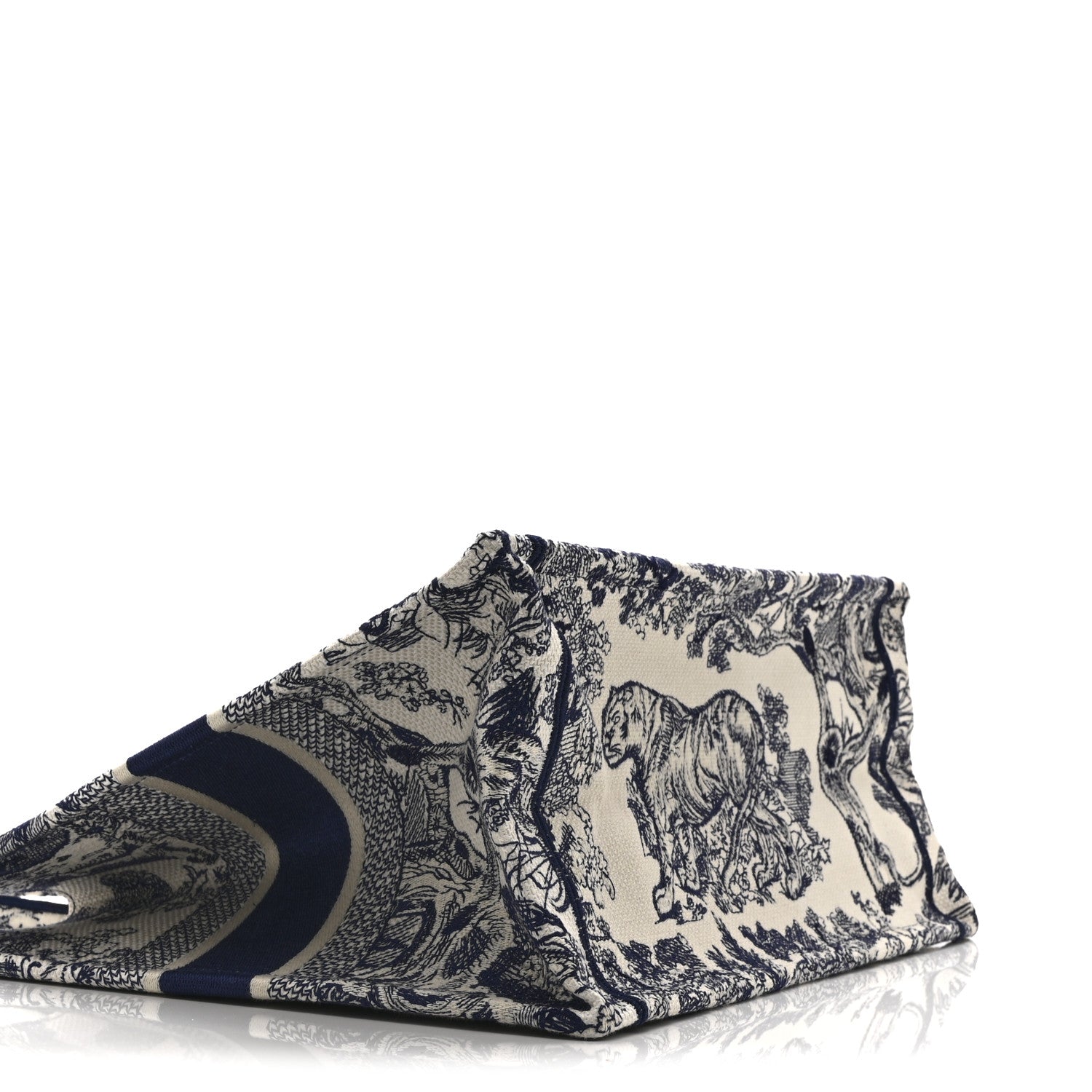 Christian Dior Canvas Embroidered Medium Dioriviera Toile De Jouy Book Tote Blue 9 of 11
