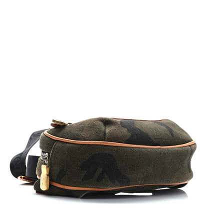 Louis Vuitton X SUPREME Canvas Camouflage Bumbag 4 of 11