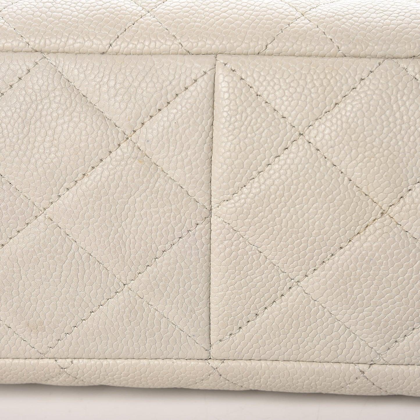 Caviar Quilted Jumbo Single Flap Bijoux Chain Ivory