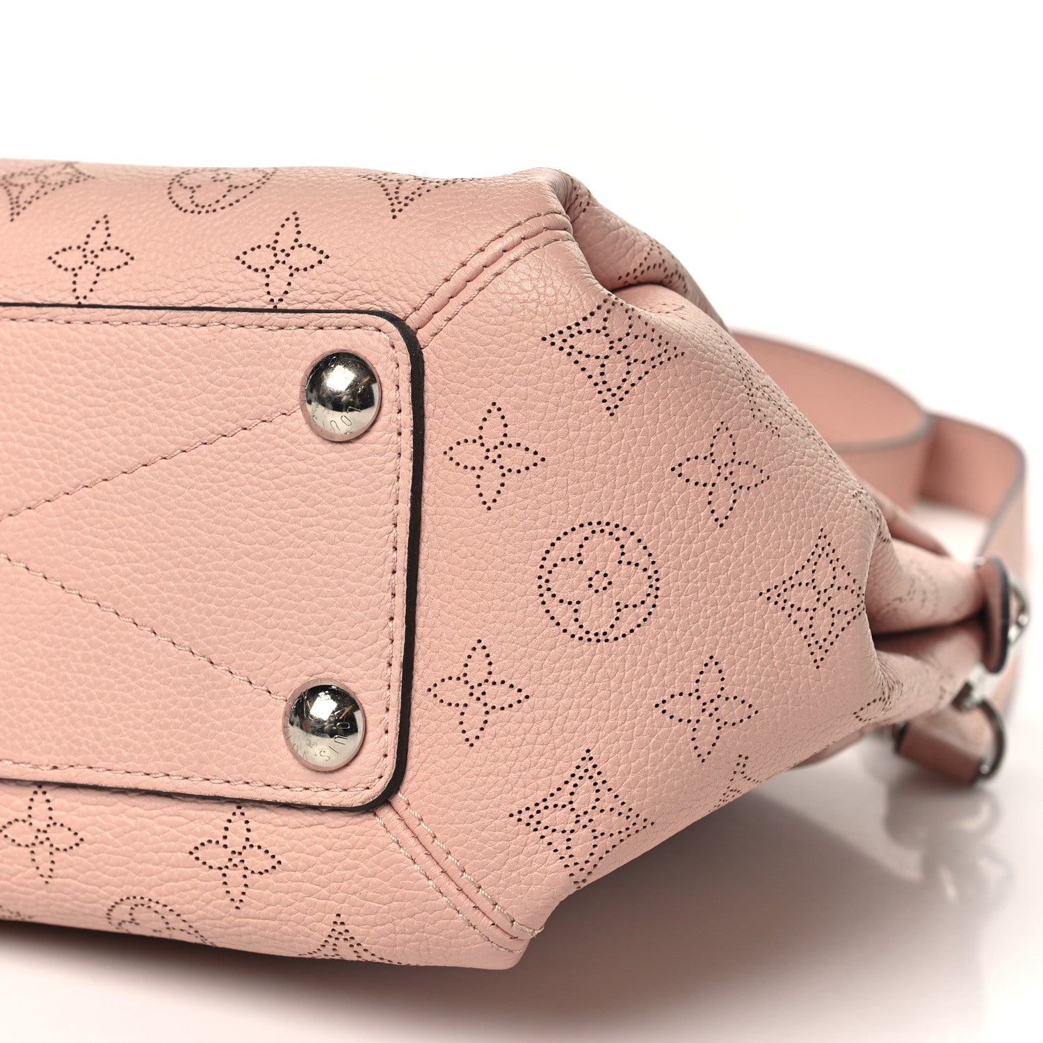 Louis Vuitton Mahina Babylone Chain BB Magnolia 9 of 9