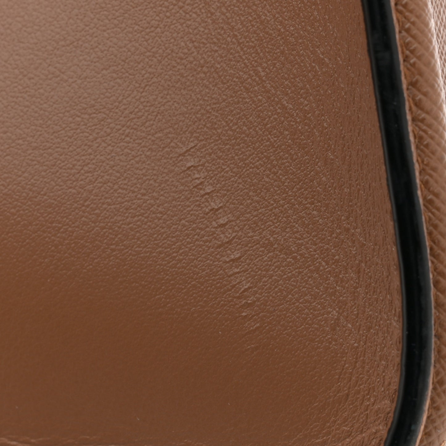Saffiano Soft Calfskin Large Tote Cannella
