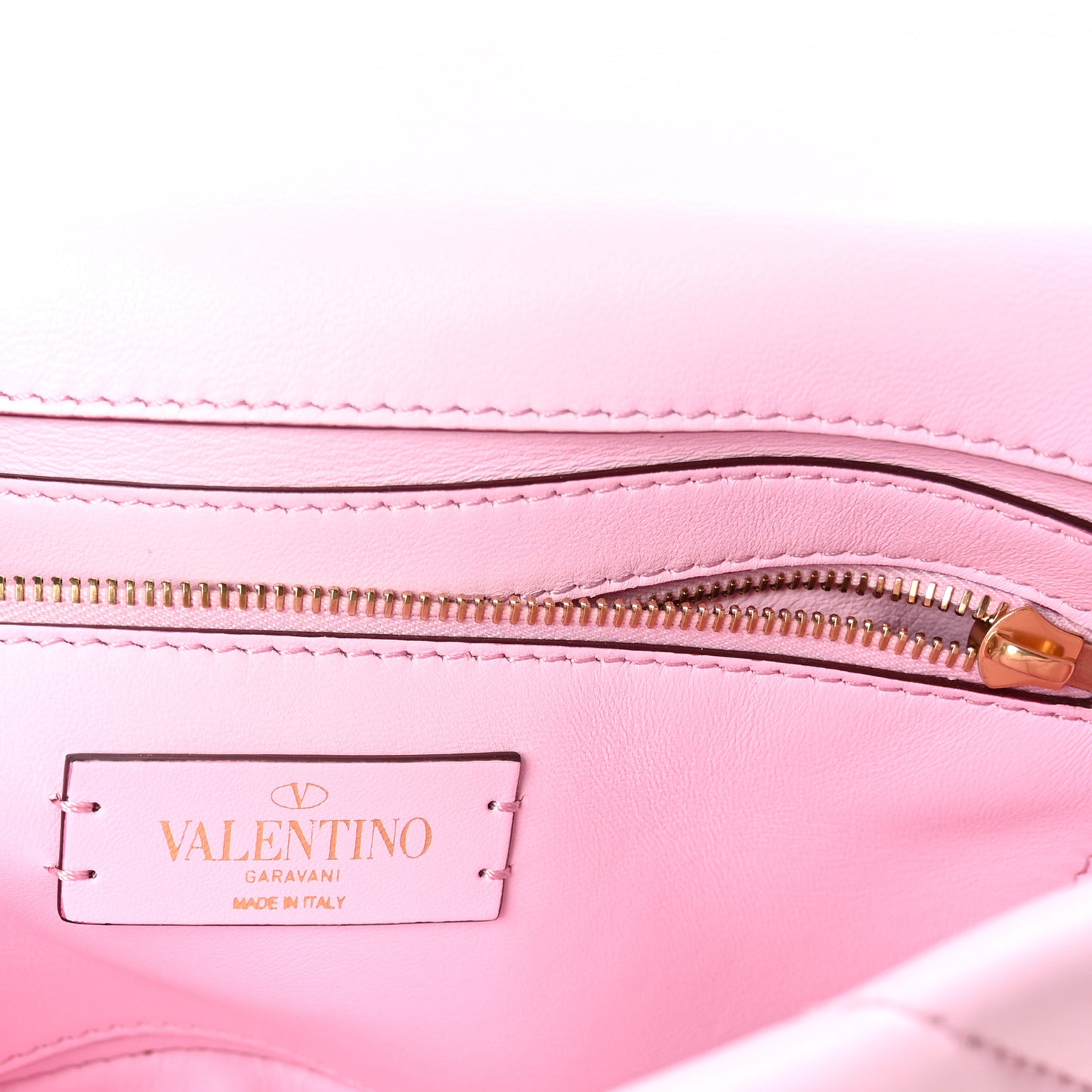 Nappa Medium Roman Stud Shoulder Bag Pink Borealis
