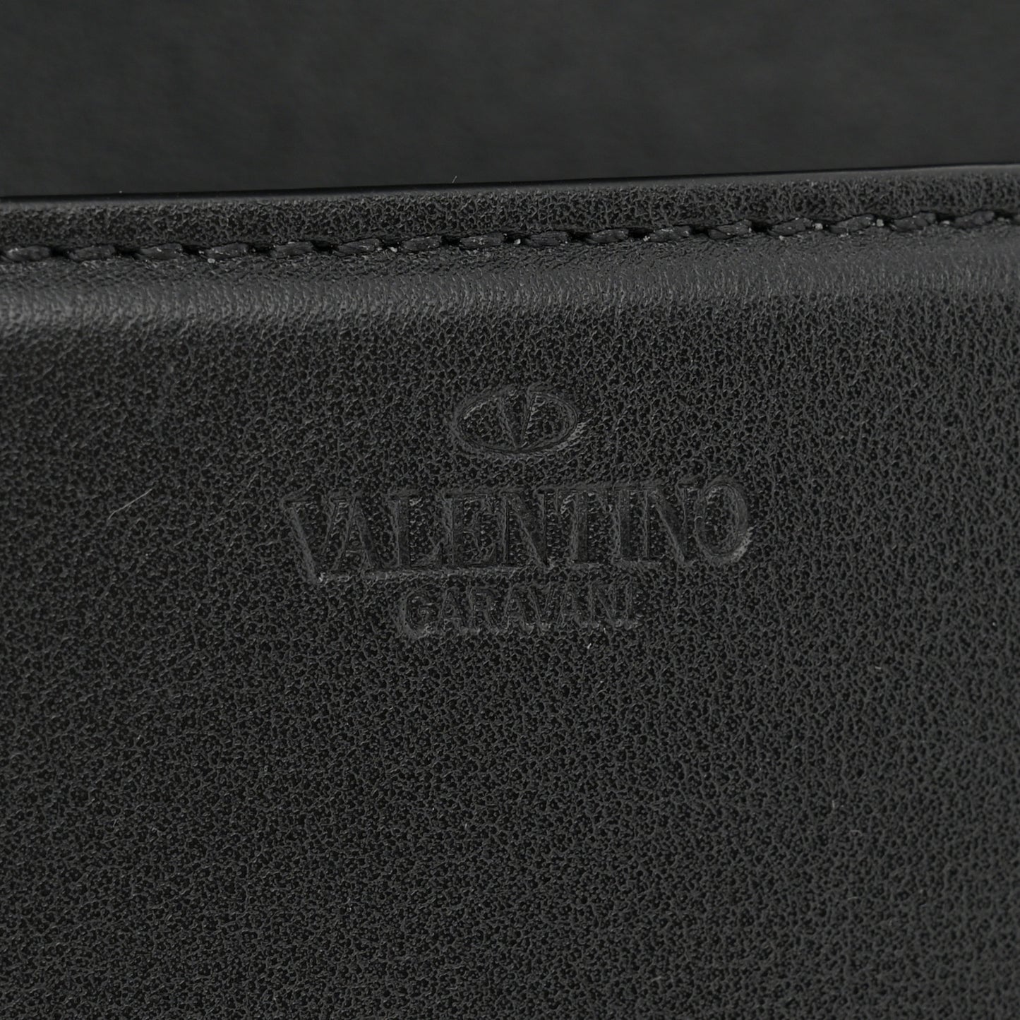 Calfskin Vlogo Loco Crossbody Bag Black