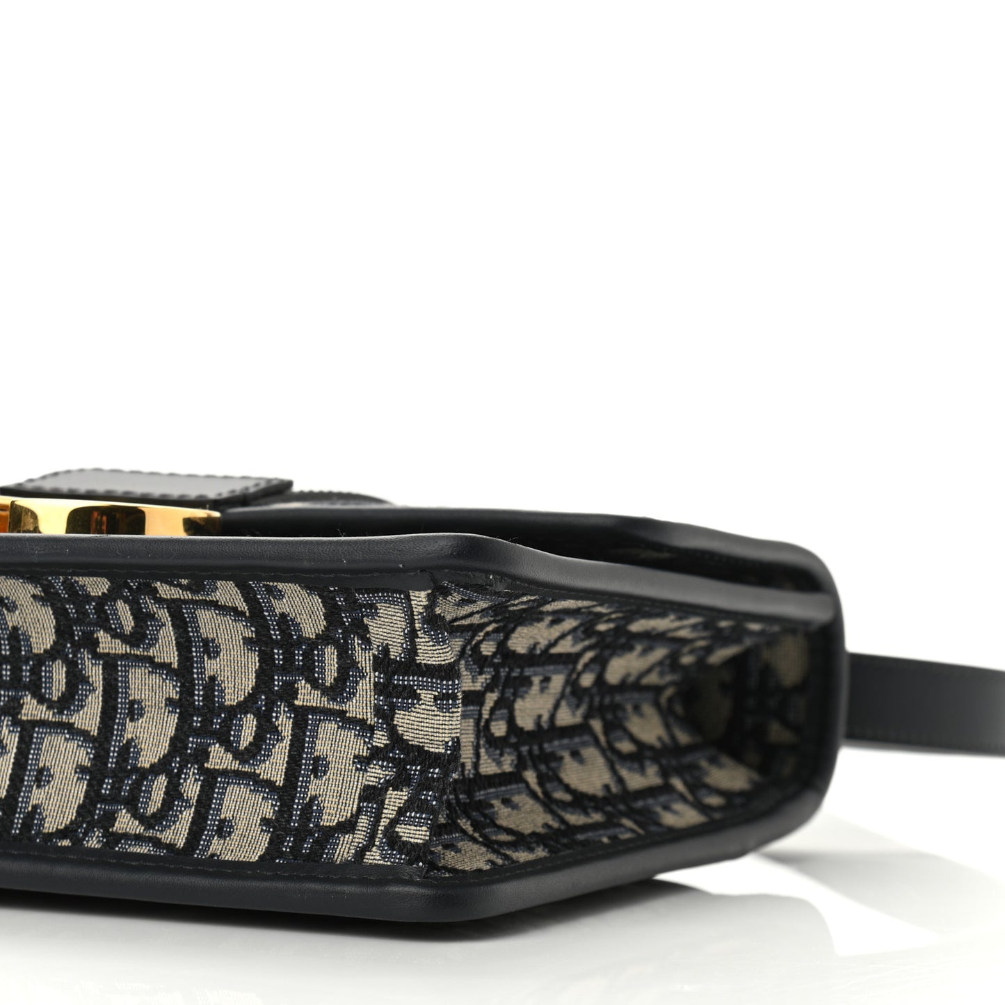 Oblique 30 Montaigne Flap Bag Blue