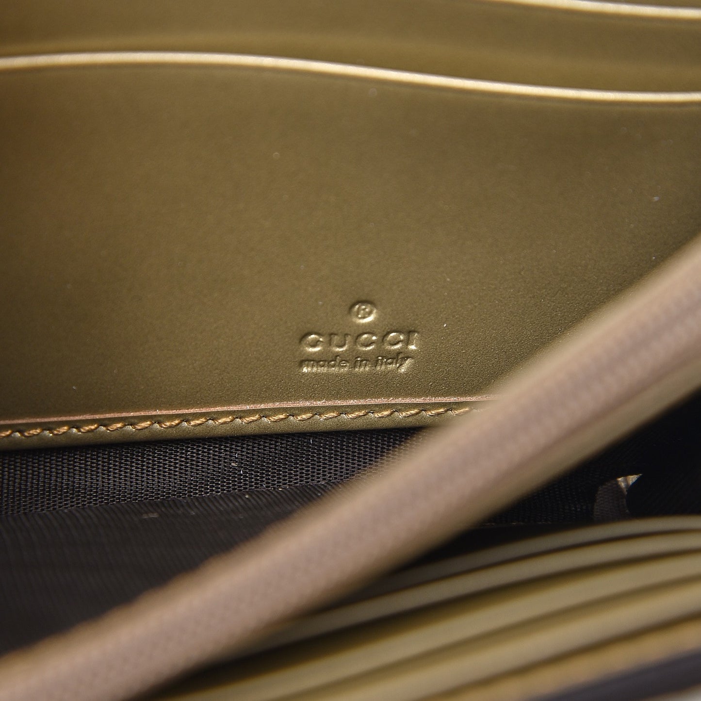 Metallic Guccissima Signature Bowy Continental Wallet Golden Beige