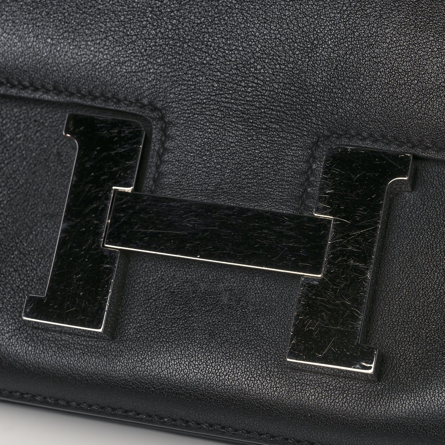 Swift Constance 24 Black