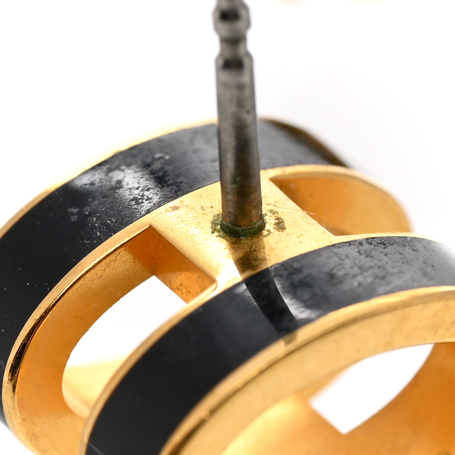 Gold Lacquered Mini Pop H Earrings Black