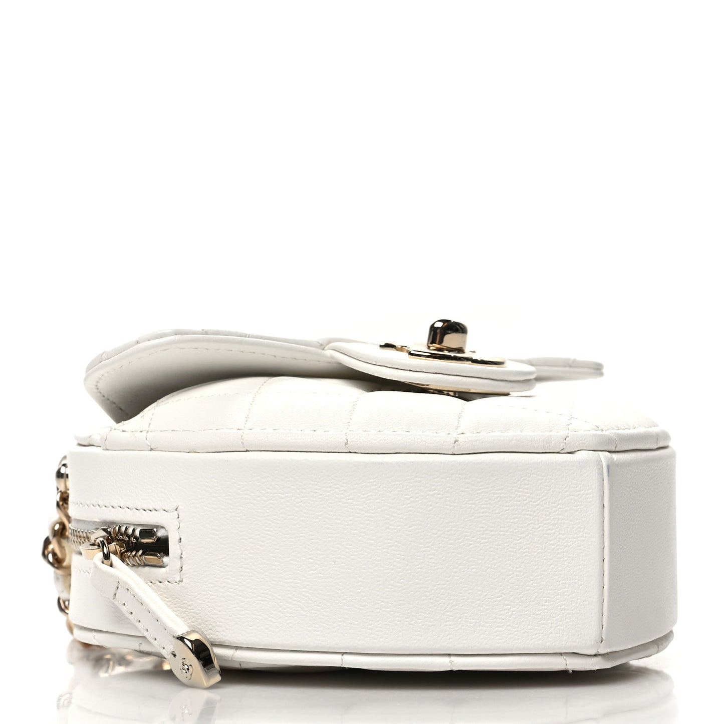 Lambskin Quilted CC In Love Heart Clutch With Chain White