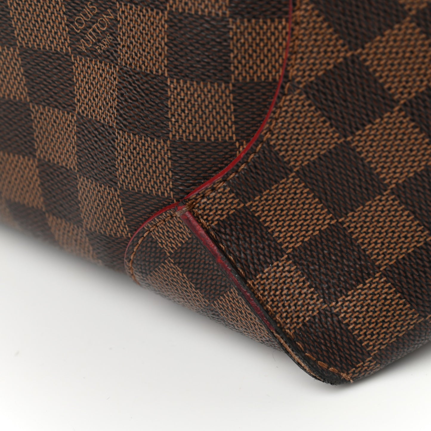 Damier Ebene Caissa Hobo Cherry