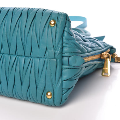 Miu Miu Nappa Matelasse Zip Tote Turchese 6 of 21