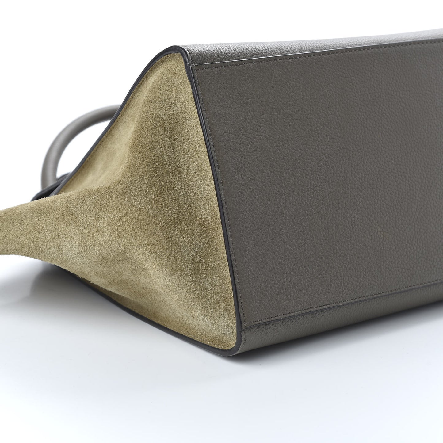 Drummed Calfskin Suede Medium Trapeze Souris