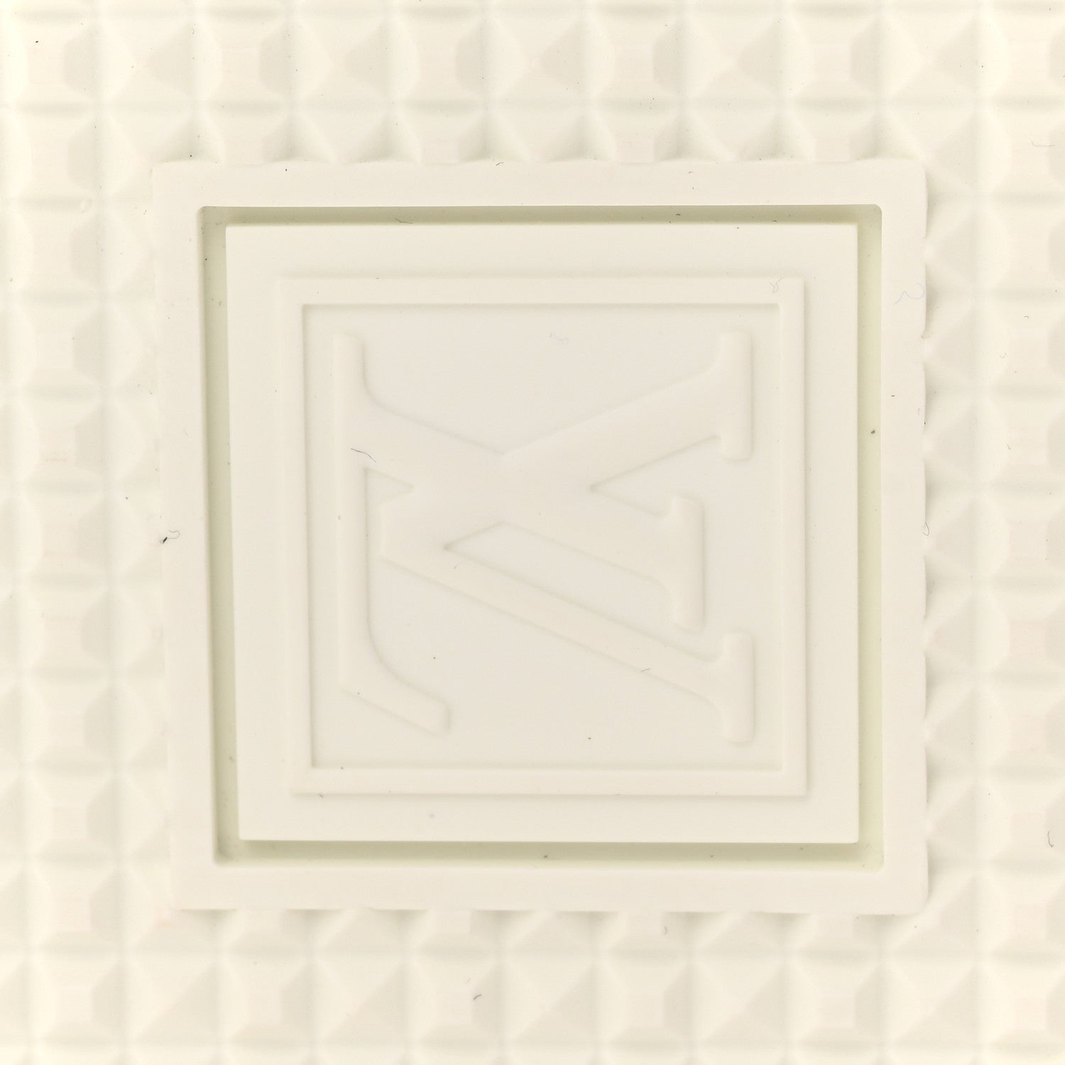 Louis Vuitton Calfskin Monogram Stud Front Row Sneaker 39 White 10 of 11