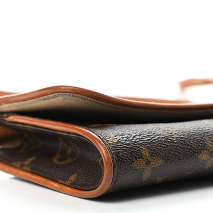 Louis Vuitton Monogram Pochette Twin GM 8 of 13