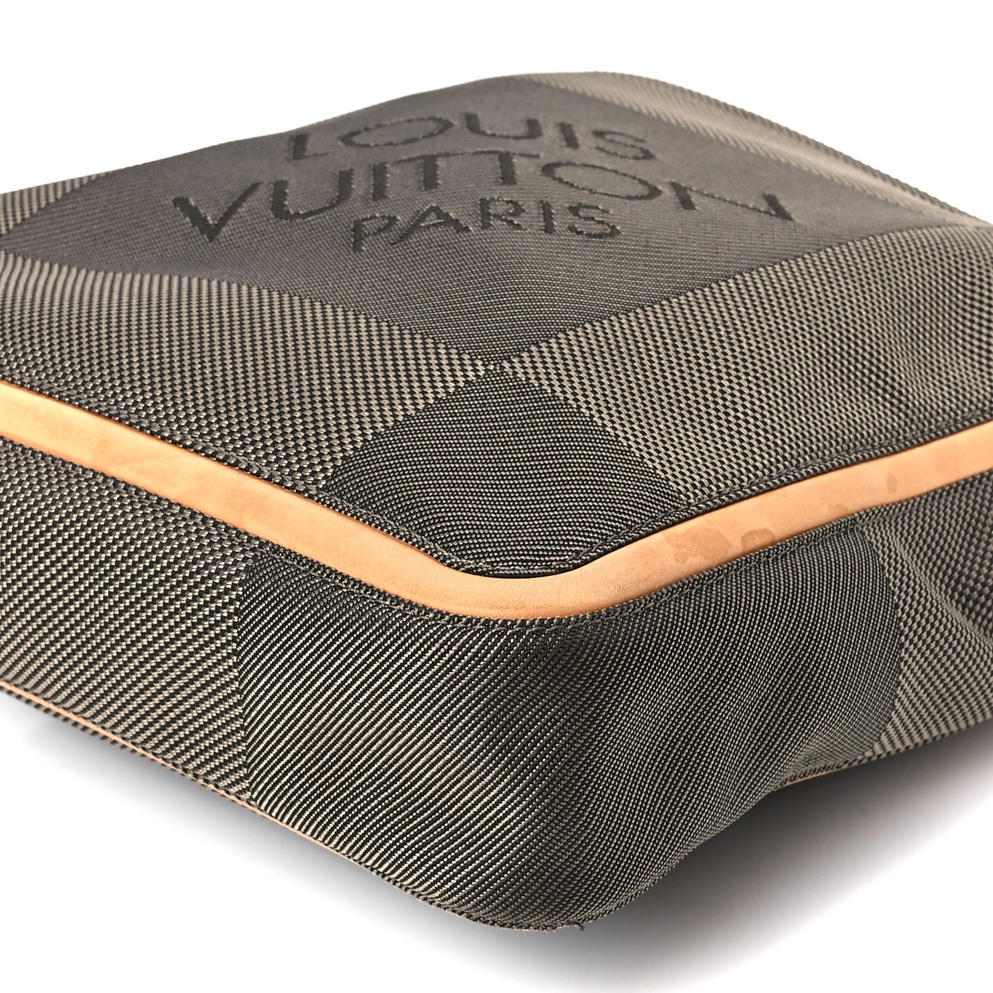 Damier Geant Compagnon Messenger Terre
